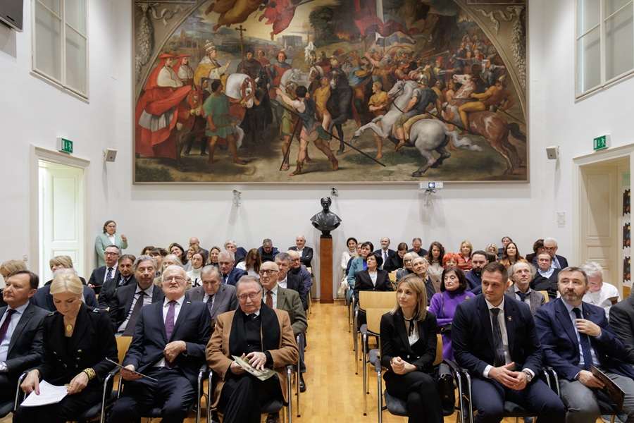 U HAZU održan skup "Kolona sjećanja na korijene Vukovara"
