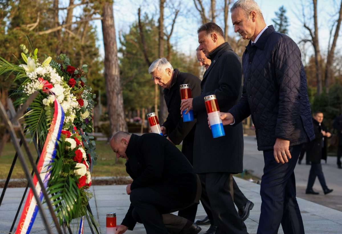HDZ položio vijence na grob Franje Tuđmana“/ Foto: Hina
