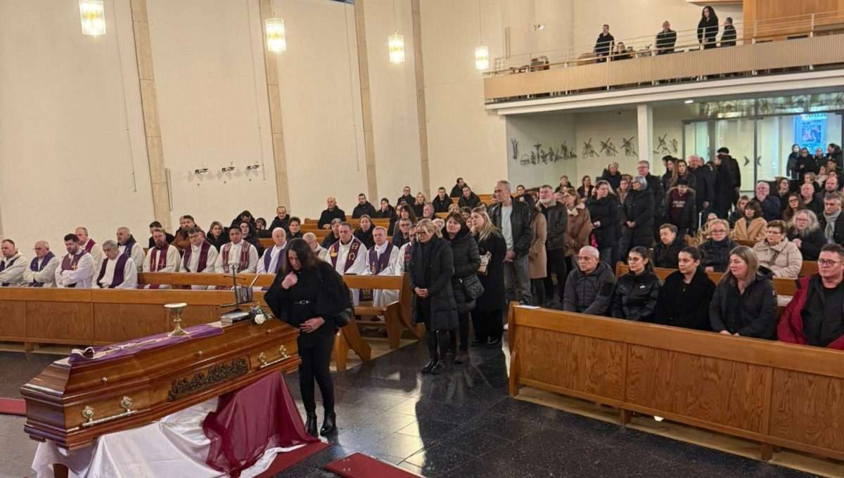 Posljednji ispraćaj pok. fra Ivana Kovačevića u Hanauu / Foto: Fenix (KM)