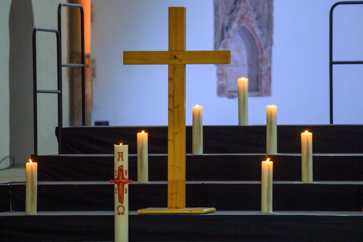 Odaje se počast žrtvama/ Foto: Klaus-Dietmar Gabbert/dpa