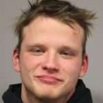 NAPAD NA OBITELJ U NJEMAČKOJ: Majka (26) i djeca (3–8) izbodeni, napadač (20) u bijegu NAPAD NA OBITELJ U NJEMAČKOJ: Majka (26) i djeca (3–8) izbodeni, napadač (20) u bijegu