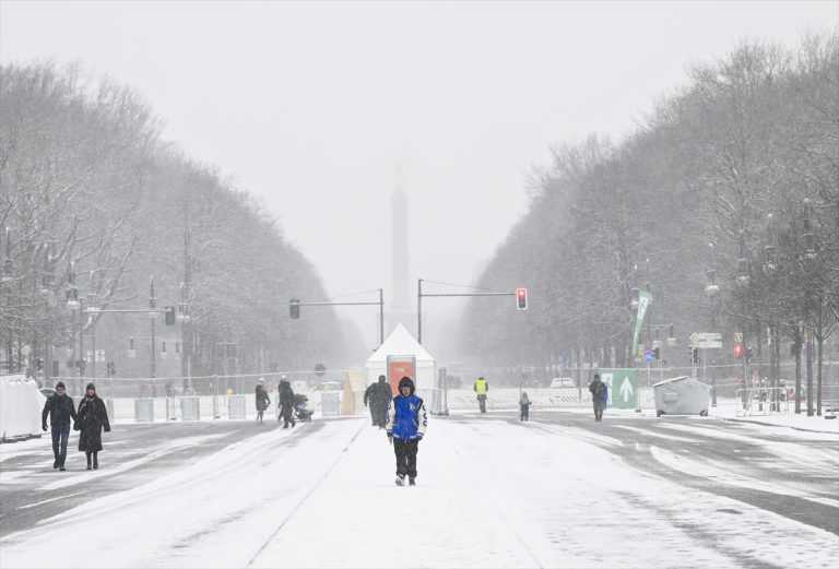 Snijeg u Berlinu/ Foto: Anadolu