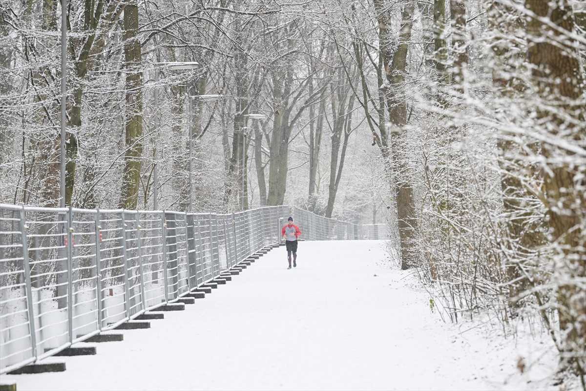 Snijeg u Berlinu/ Foto: Anadolu