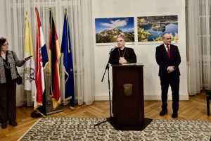 SVEČANI PRIJEM U BERLINU: Na proslavu 75. rođendana nuncija Eterović stiglo 55 stranih veleposlanika i nadbiskup Berlina    