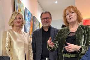 ZAGREBAČKA UMJETNICA OSVOJILA BRUXELLES: Ana Barbić Katičić oduševila izložbom „Kroz oblake“