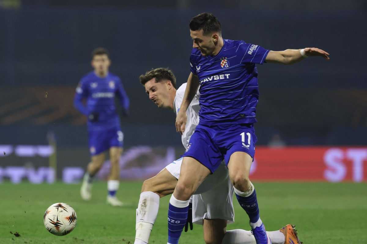 VEČER IZ SNOVA: Dinamo na Maksimiru pregazio rumunjsku momčad VEČER IZ SNOVA: Dinamo na Maksimiru pregazio rumunjsku momčad