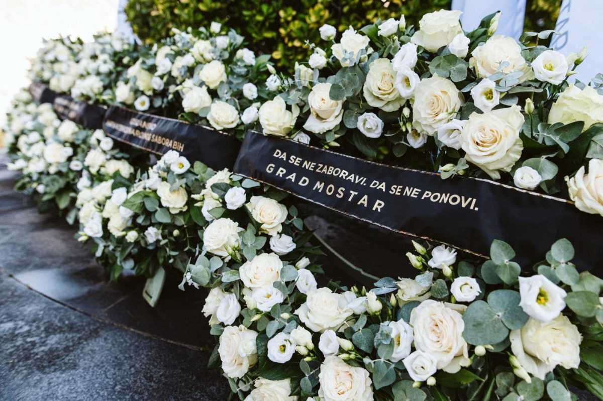 MOSTAR: Obilježen Međunarodni dan sjećanja na žrtve Holokausta, izaslanstvo predvodio predsjednik Čović MOSTAR: Obilježen Međunarodni dan sjećanja na žrtve Holokausta, izaslanstvo predvodio predsjednik Čović