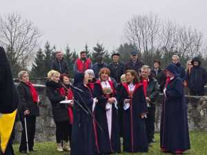 OŠTARIJE: Otkriven spomenik kralju Tomislavu u čast 1100. obljetnice Hrvatskoga Kraljevstva OŠTARIJE: Otkriven spomenik kralju Tomislavu u čast 1100. obljetnice Hrvatskoga Kraljevstva