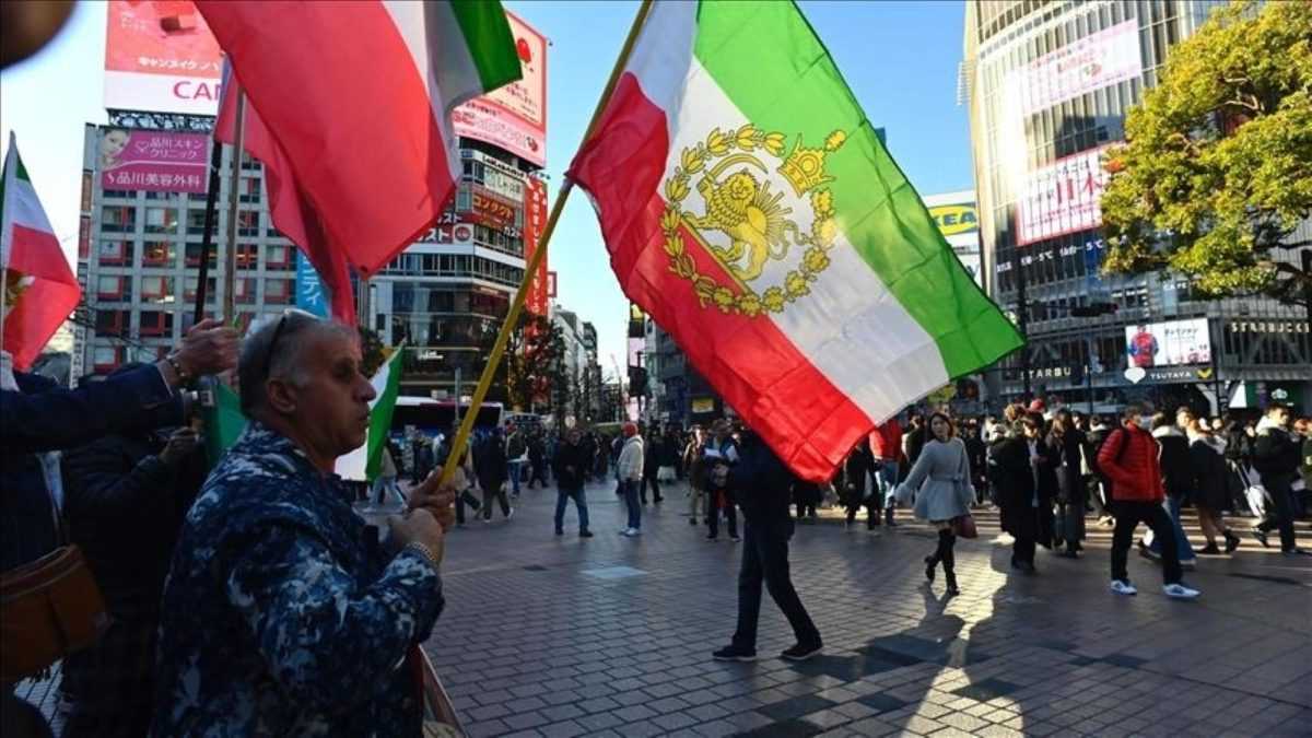 IRAN ZATVORIO ZRAČNI PROMET IZNAD TEHERANA: Iranski ministar poslao upozorenje Trumpu i pozvao na pregovore