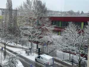 SNIJEG U HESSENU: Škole zatvorene, opasnost na cestama, promet usporen... SNIJEG U HESSENU: Škole zatvorene, opasnost na cestama, promet usporen...