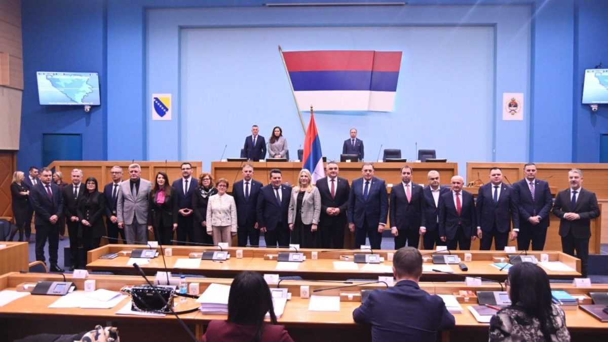 BANJA LUKA: Dodikov čovjek ponovno izabran na čelo nove vlade RS