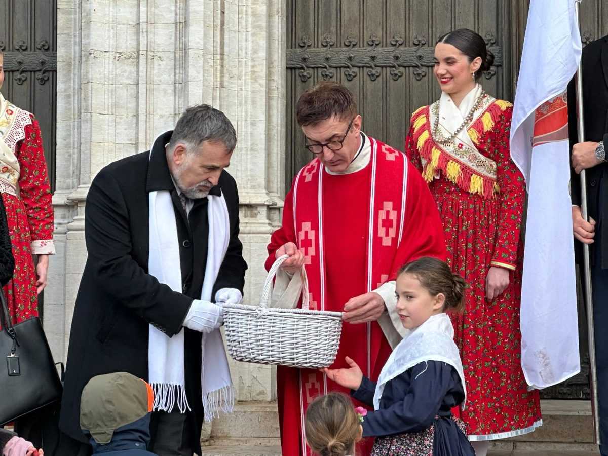 PONOS I TRADICIJA: Dubrovčani i prijatelji Dubrovnika uz puštanje bijelih golubica proslavili 12. obljetnicu Feste u Bruxellesu