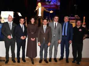 KAJKAVSKA VEČER 2026. U REMSECKU: Oko 400 gostiju na zabavi humanitarne udruge kajkavskih iseljenika