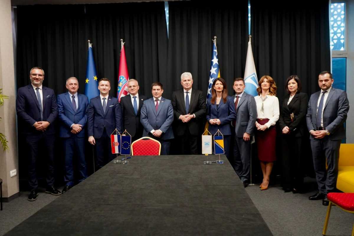 Potpisivanje Sporazuma / Foto: HNS