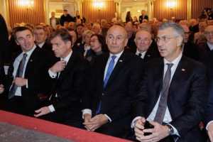 MARKO LJUBIĆ: Školska knjiga zabila glogov kolac u srce antifašističkog vampira MARKO LJUBIĆ: Školska knjiga zabila glogov kolac u srce antifašističkog vampira