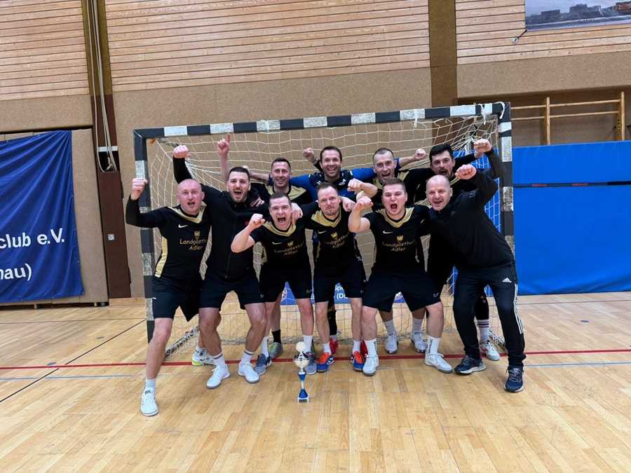 EHINGEN DISAO HRVATSKI: 21 momčad na povratničkom turniru KSC Osječko 1664 Landgasthof Adler Mittelbiberach / Foto Fenix (Željko Cindrić)