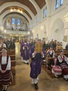 (FOTO) Svečano proslavljen patron župe HKŽ Blaženog Alojzija Stepinca u Schwenningenu