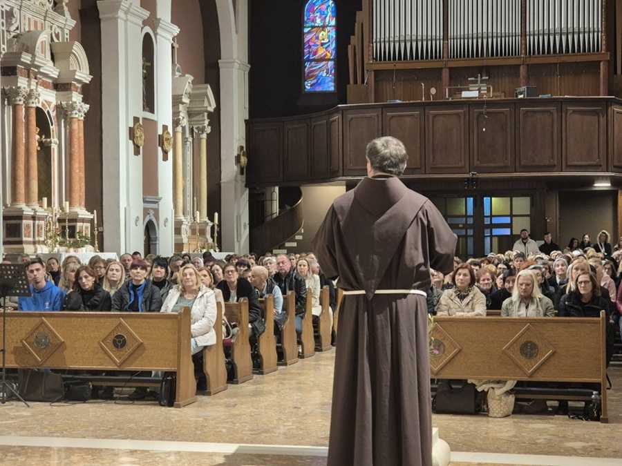 Duhovna obnova u Svetištu Čudotvorne Gospe Sinjske