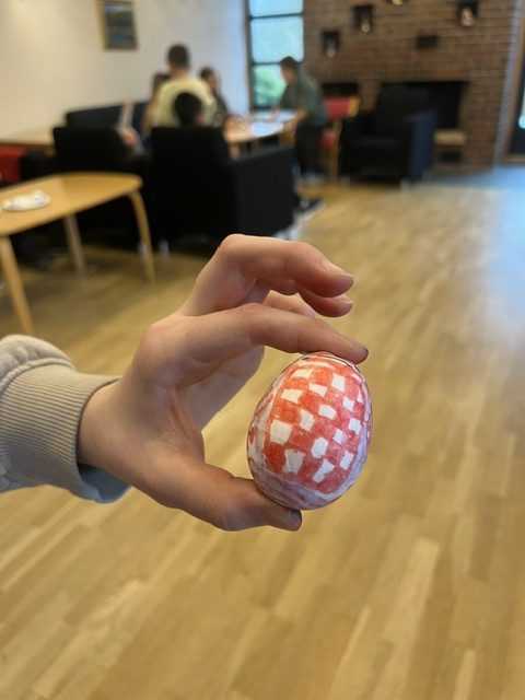 HRVATSKA TRADICIJA NA SJEVERU: Od zagonetki do pisanica – ovako mladi Hrvati u Norveškoj čuvaju svoje korijene