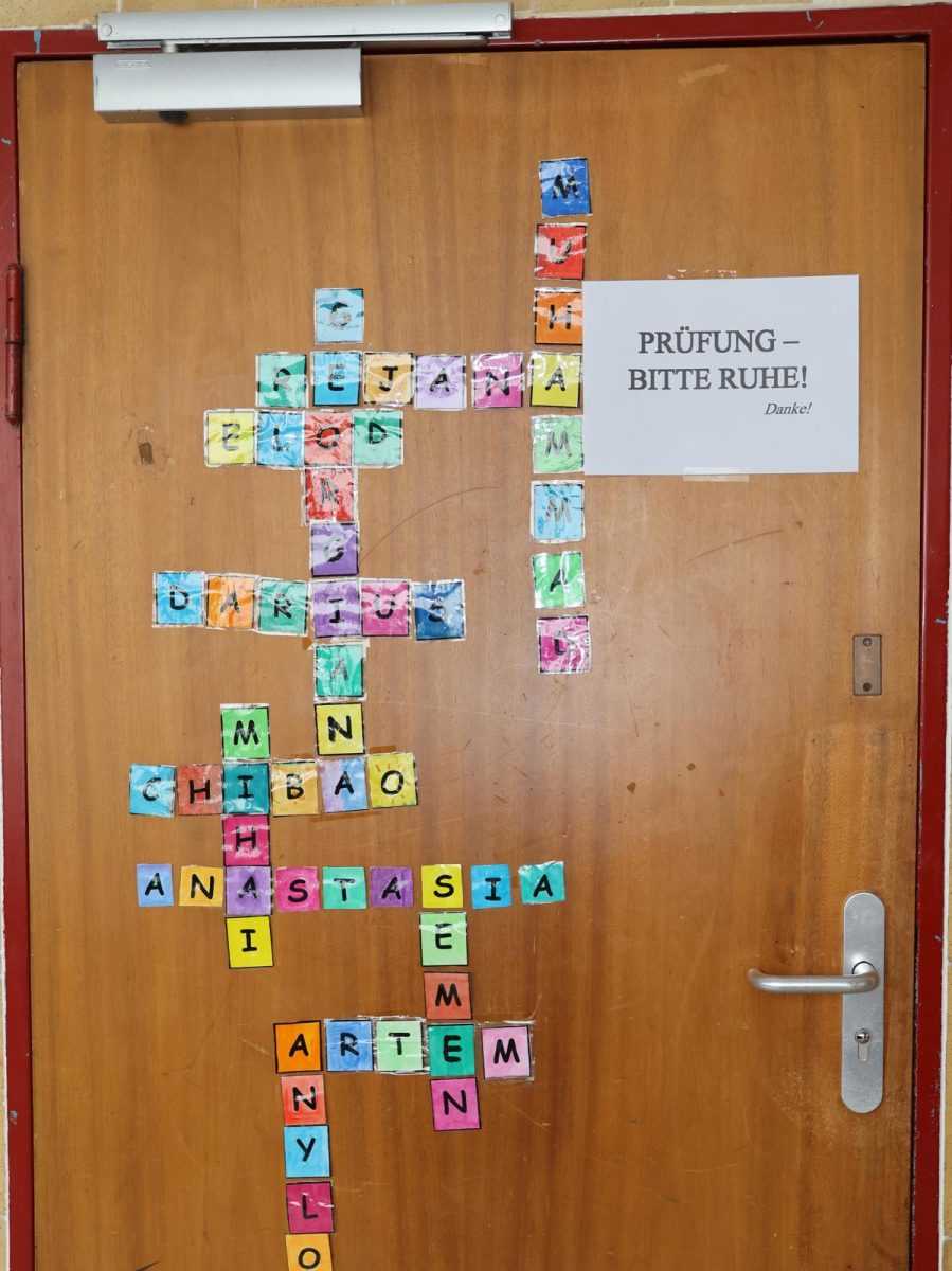 HRVATSKI JEZIK U SRCU NJEMAČKE: Čak 13 ispitnih mjesta u Stuttgartu, Mannheimu i Ulmu – Hrvati u Baden-Württembergu čuvaju materinski jezik HRVATSKI JEZIK U SRCU NJEMAČKE: Čak 13 ispitnih mjesta u Stuttgartu, Mannheimu i Ulmu – Hrvati u Baden-Württembergu čuvaju materinski jezik