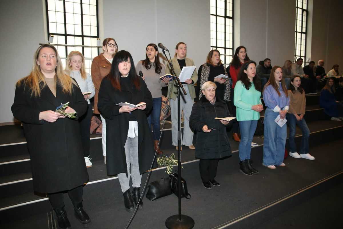 CVJETNICA U STUTTGARTU: Karmelićanin o. Stanko Pažin istaknuo važnost ispovijedi CVJETNICA U STUTTGARTU: Karmelićanin o. Stanko Pažin istaknuo važnost ispovijedi