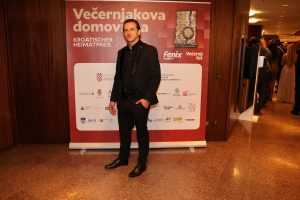 OSJETILA SE SNAGA ISELJENIŠTVA: Zlatko Dalić i Andrej Kramarić među brojnim poznatim osobama na Večernjakovoj domovnici OSJETILA SE SNAGA ISELJENIŠTVA: Zlatko Dalić i Andrej Kramarić među brojnim poznatim osobama na Večernjakovoj domovnici