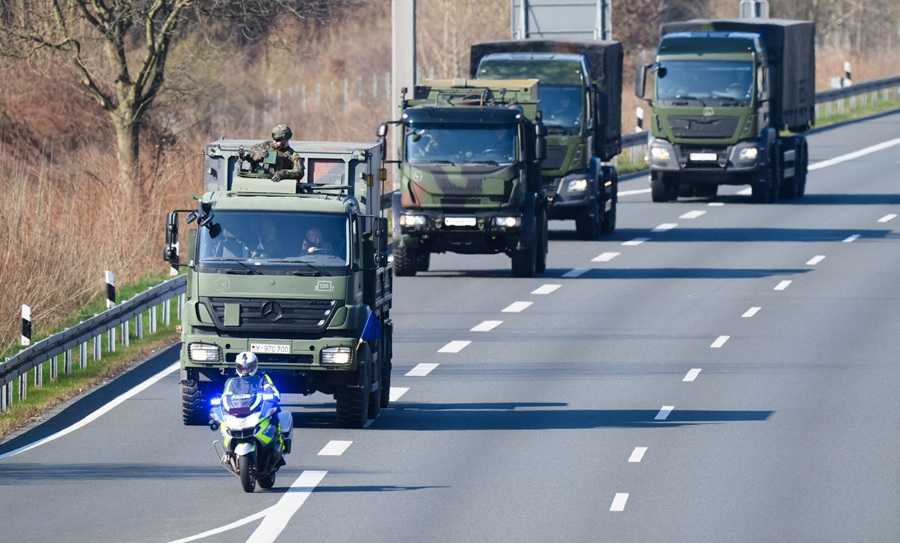 Sakupljao informacije o vojnim konvojima i nudio regrutaciju sabotera