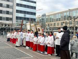 Procesija na Veliki petak / Foto: Mato Župarić