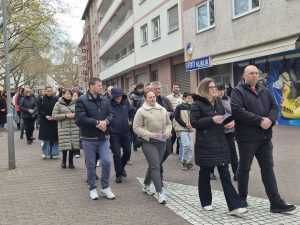VELIKI PETAK U MAINZU: Hrvati u procesiji kroz grad i dirljiva izvedba Anne-Marije Galić