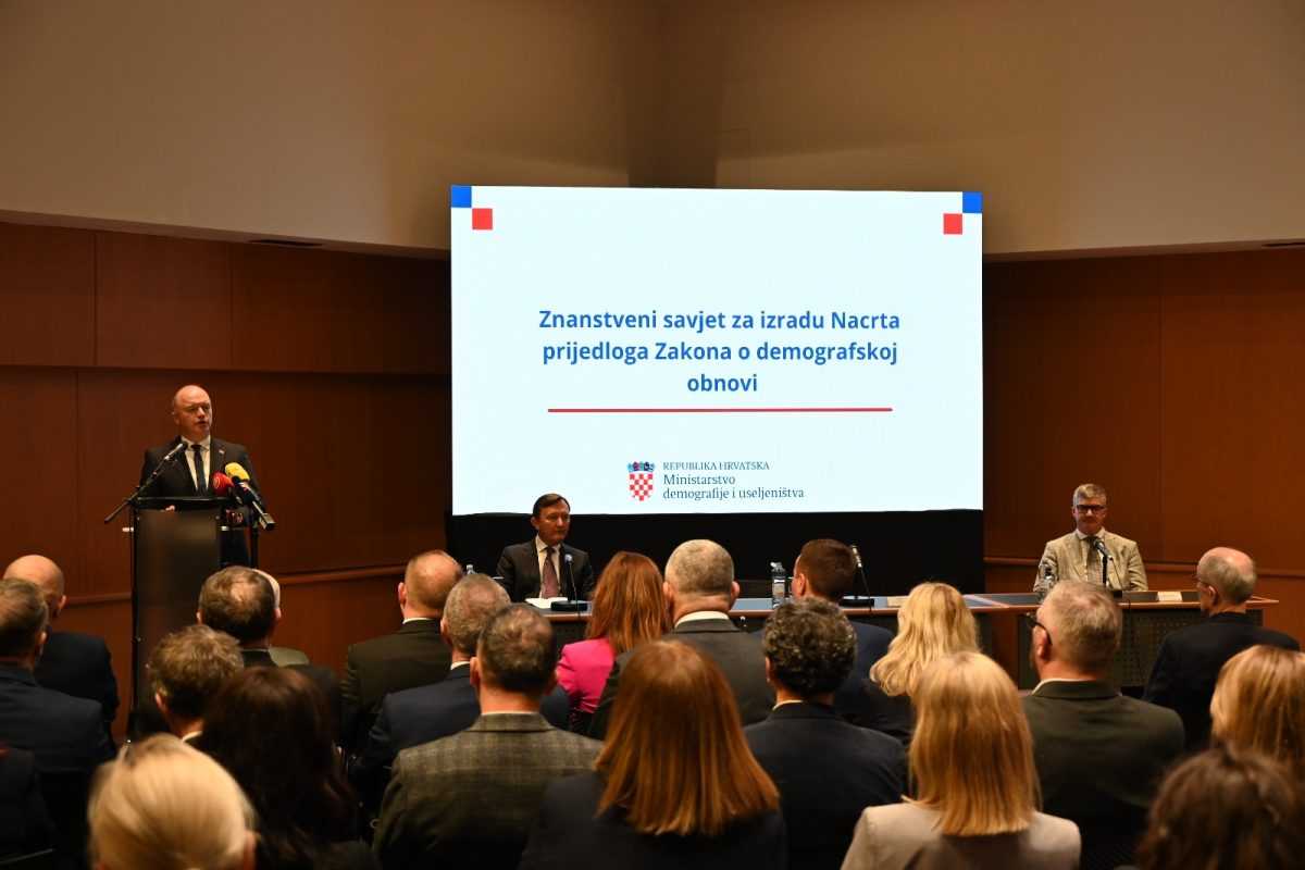 Predstavljen Zakon o demografskoj obnovi / Foto: MDU