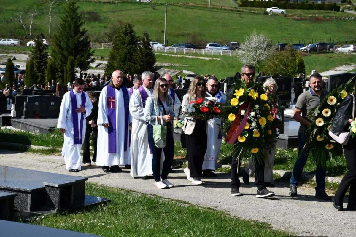 MAJKA KOJA JE DALA SVE: Serafina Lauš ispraćena na vječni počinak