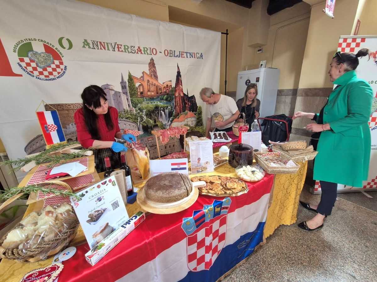 SVIJET NA TANJURU: Hrvati oduševili u srcu Rima SVIJET NA TANJURU: Hrvati oduševili u srcu Rima