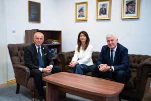 HRVATSKI GENERALSKI ZBOR: Očuvanje zajedništva, istine o Domovinskom ratu i potpora svemu što doprinosi zaštiti položaja hrvatskog naroda u BiH Sastanak predstavnika HNS-a i HGZ- a u Zagrebu / Foto: HNS BiH