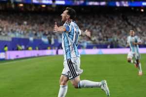 ARGENTINA PREGAZILA ALŽIR: Messi s 3 pogotka ispisao povijest ARGENTINA PREGAZILA ALŽIR: Messi s 3 pogotka ispisao povijest