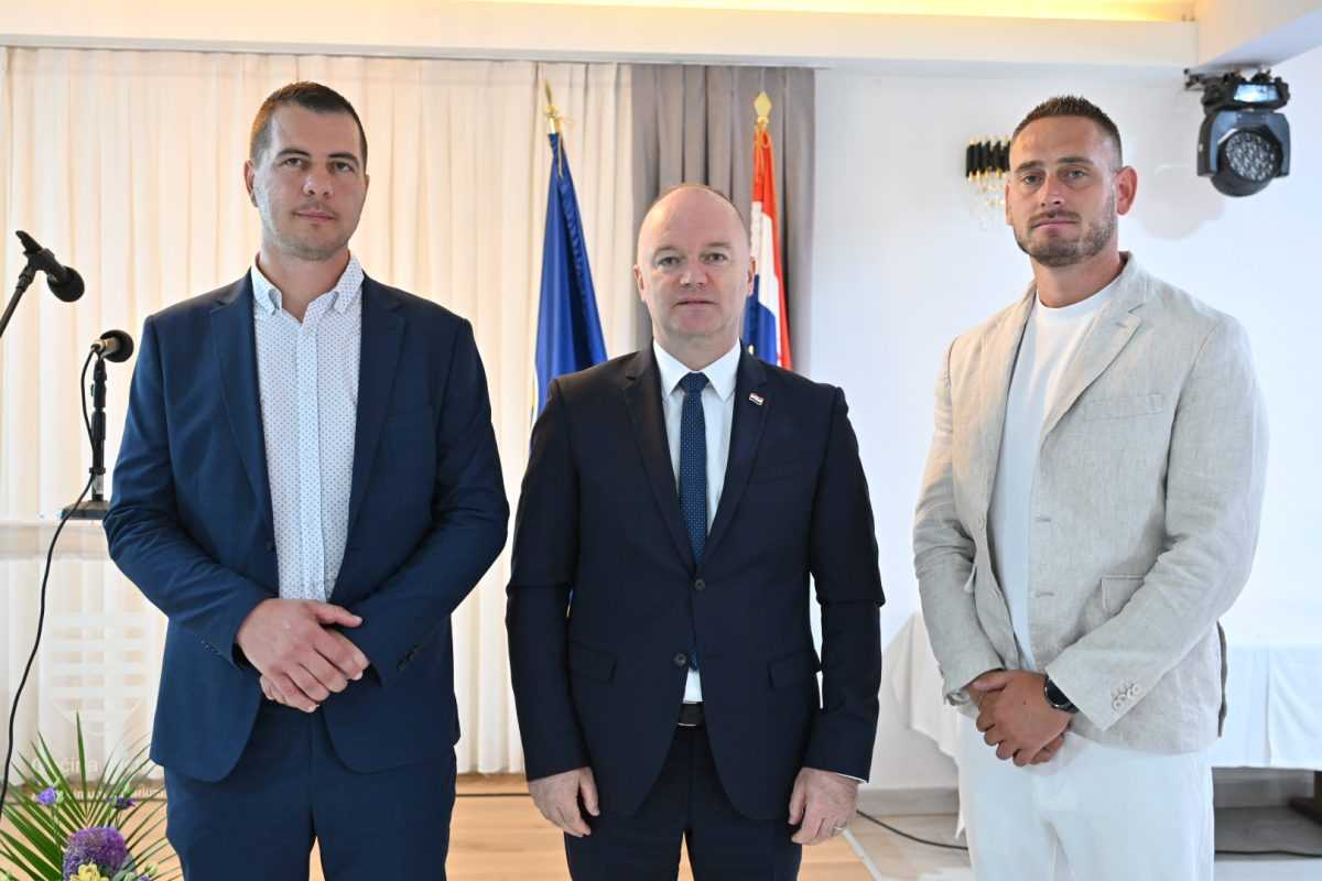 POVRATAK I USELJEVANJE HRVATSKIH OBITELJI: “Demografska obnova Hrvatske počinje upravo u našim općinama”