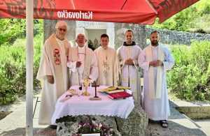 U NEUMSKOM ZALEĐU, U ŽUPI GRADAC: Proslavljen blagdan Gospe od Karmela Proslava blagdana Gospe od Karmela / Foto: Fenix (M.P.)