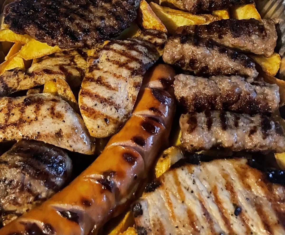 POČELO SUĐENJE ZA NAJVEĆI SKANDAL S HRANOM U NJEMAČKOJ: Pljesnive kobasice, listerija, smrad – i 11 smrtnih slučajeva