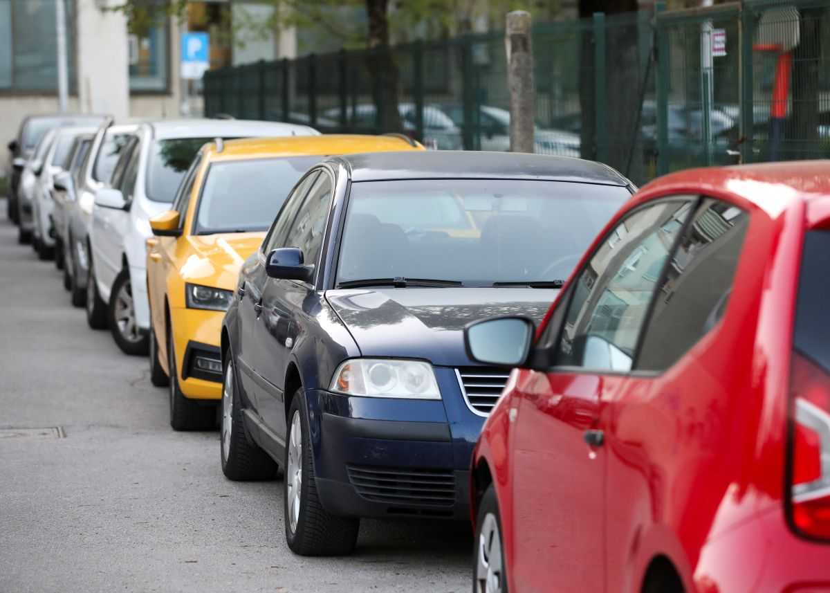 AKO ŽIVITE U MÜNCHENU I VOZITE AUTO, OVO MORATE ZNATI: Poznati trgovački lanac otvara svoja parkirališta preko noći, evo koliko to košta