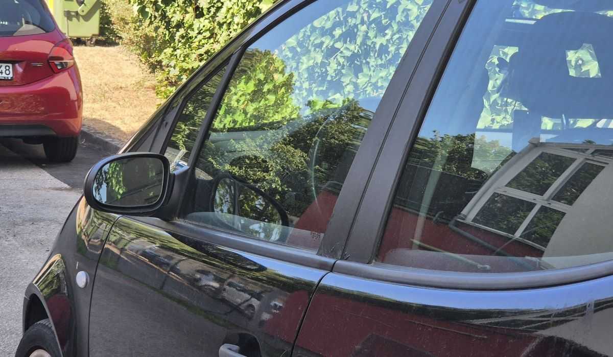 GODIŠNJI TROŠKOVI VOZAČA: U ovom gradu parkiranje košta 360 eura, a popravci automobila obaraju rekorde