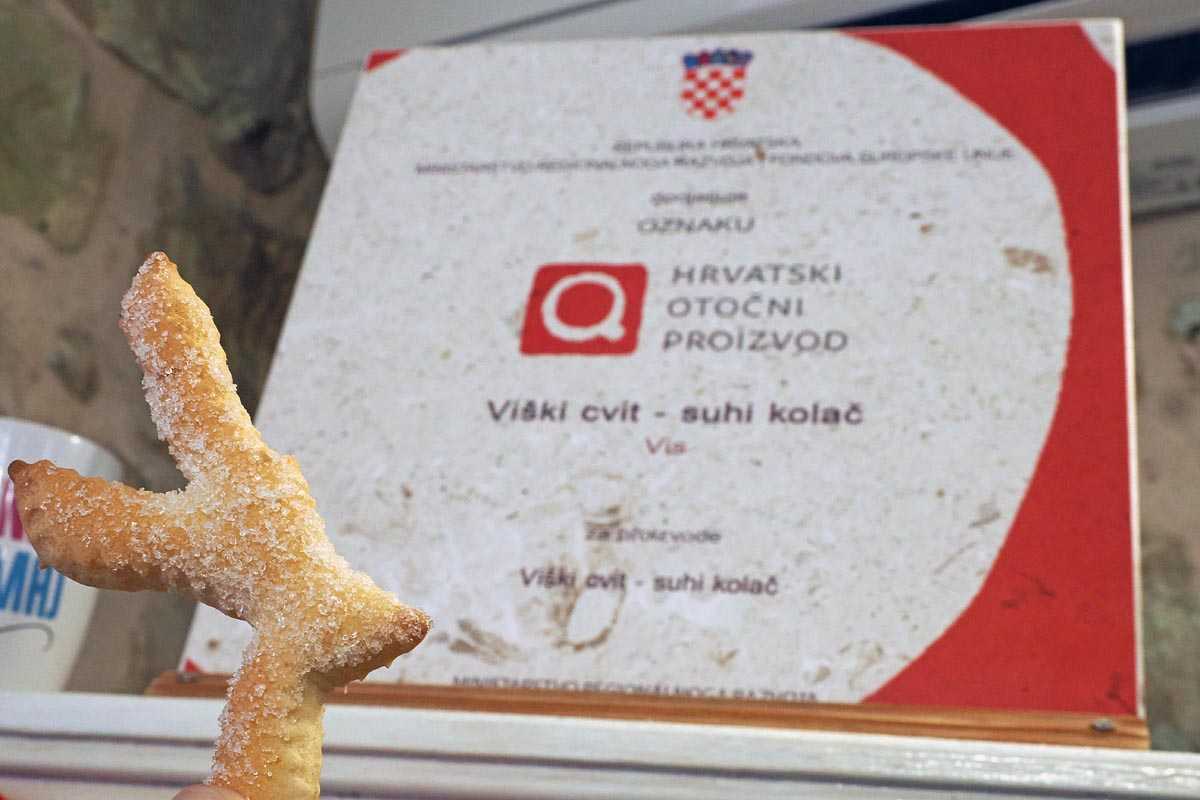 VIŠKI CVIT OSVOJIO PRESTIŽNU OZNAKU HRVATSKI OTOČNI PROIZVOD: Miris i okus tradicije koji osvajaju Vis Viški cvit / Foto: Nikola Zoko