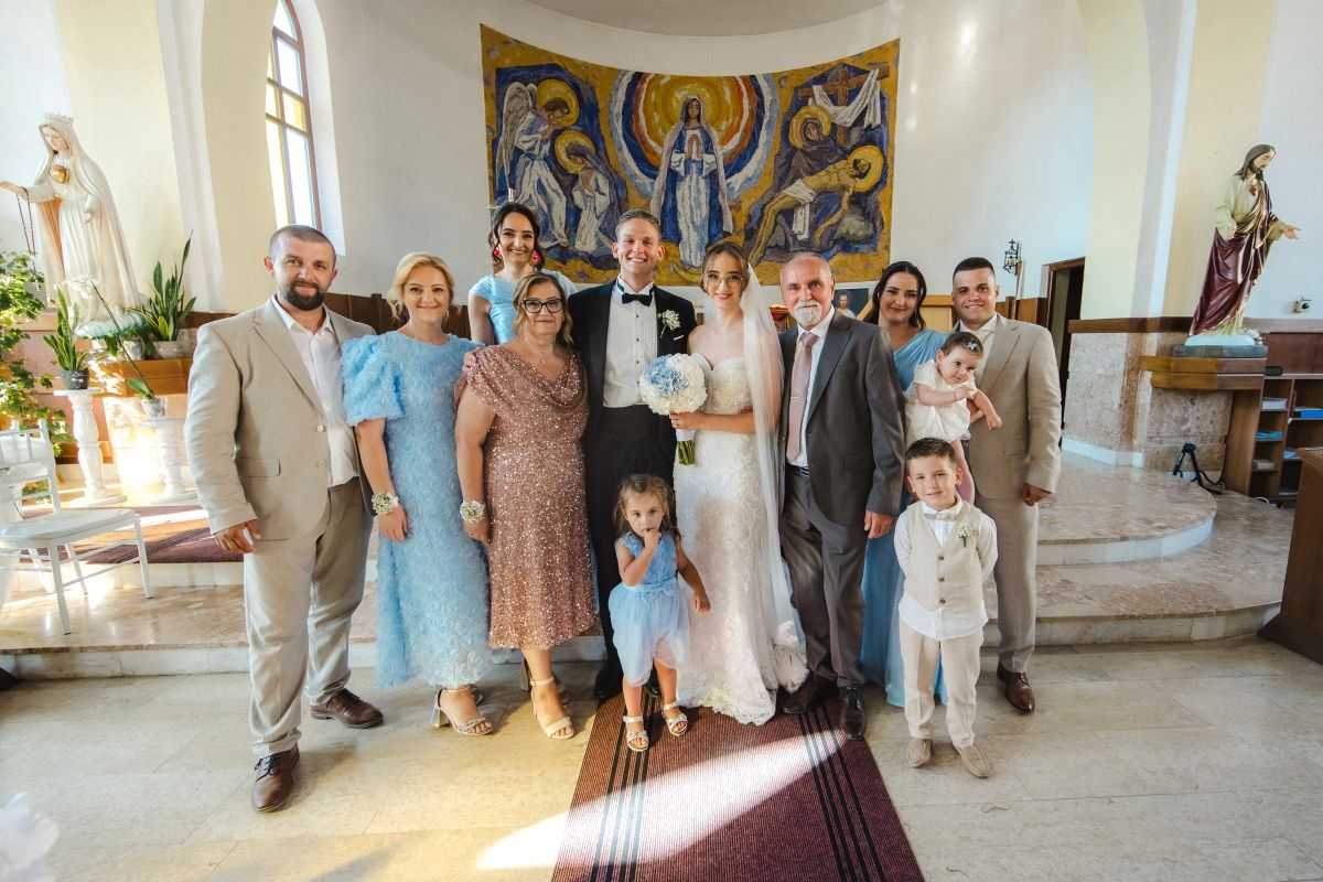 LJUBAV IZMEĐU FRANKFURTA I LIVNA OKRUNJENA U SRCU BIH: Mari i Mario otkrili zašto su svoje "da" izrekli upravo u Kreševu LJUBAV IZMEĐU FRANKFURTA I LIVNA OKRUNJENA U SRCU BIH: Mari i Mario otkrili zašto su svoje "da" izrekli upravo u Kreševu